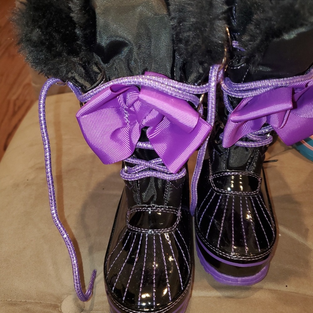 2 pairs girl size 9T boots JOJO boots